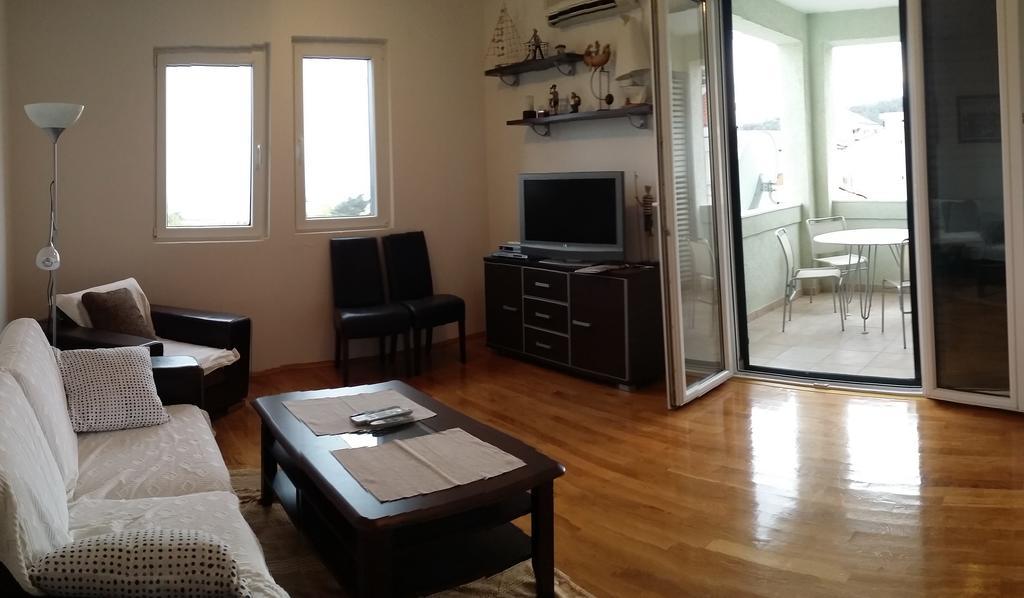 Nerina Apartment Petrovac Chambre photo